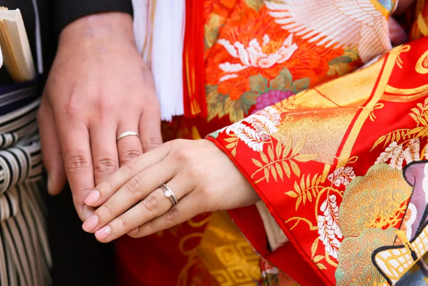 前撮り　結婚指輪　和装　紋付袴　色打掛